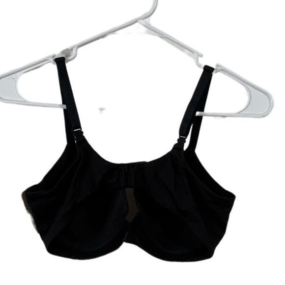 Black Full-Coverage Bra with Molded Cups and Adjustable Straps - Picture 2 of 4